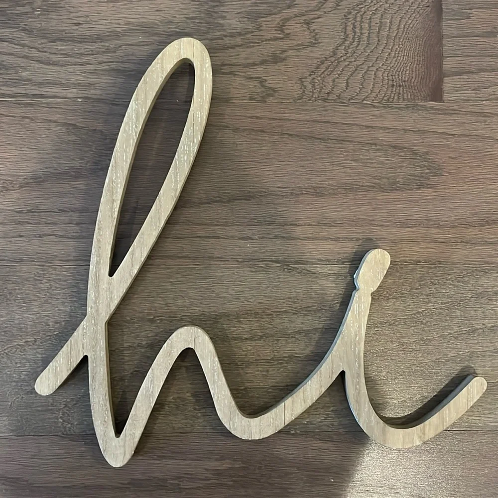 “HI” Wooden Sign